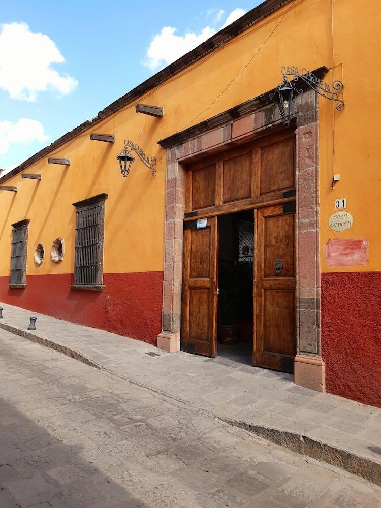 مبيت وإفطار سان ميغيل دي الليندي Casa Carmen المظهر الخارجي الصورة